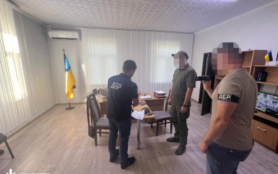  На Львівщині судитимуть екскерівника районного ТЦК, який фіктивно оформив знайомого на військову службу 