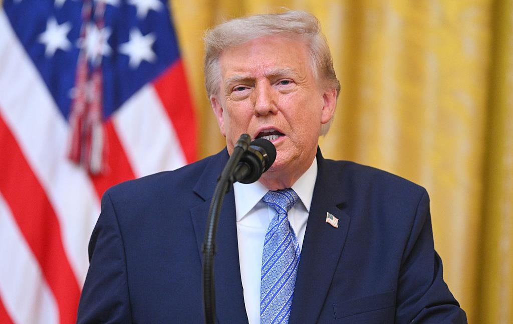  Трамп пригрозив Канаді підвищенням мит через лісові пожежі 