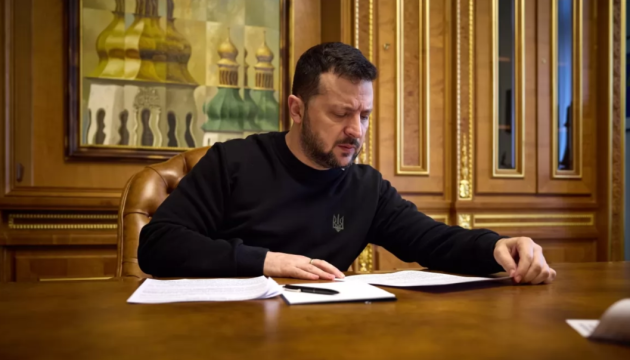  Президент пропонує Раді продовжити воєнний стан і мобілізацію ще на 90 днів 