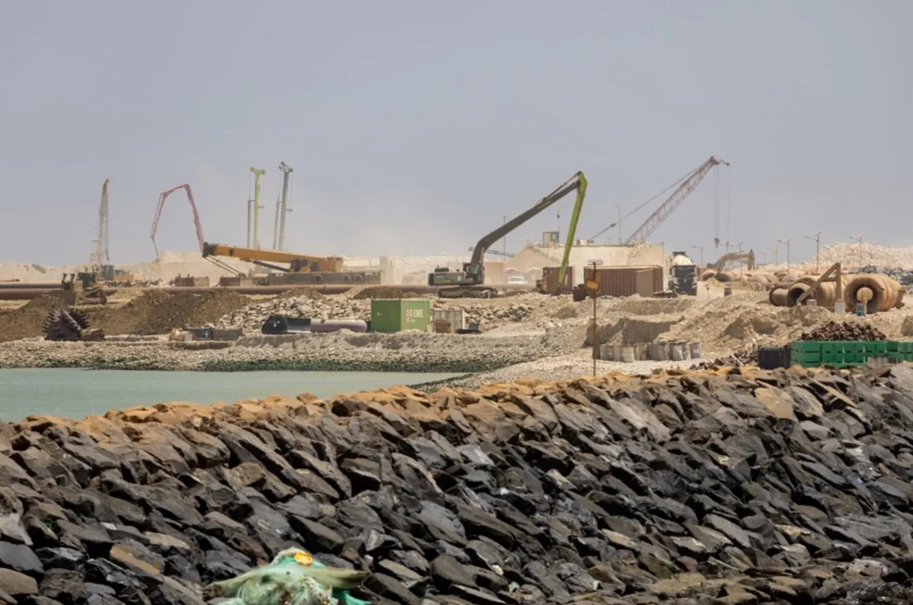  DP World планує збудувати новий порт в ОАЕ в обхід Ормузької протоки – FT 