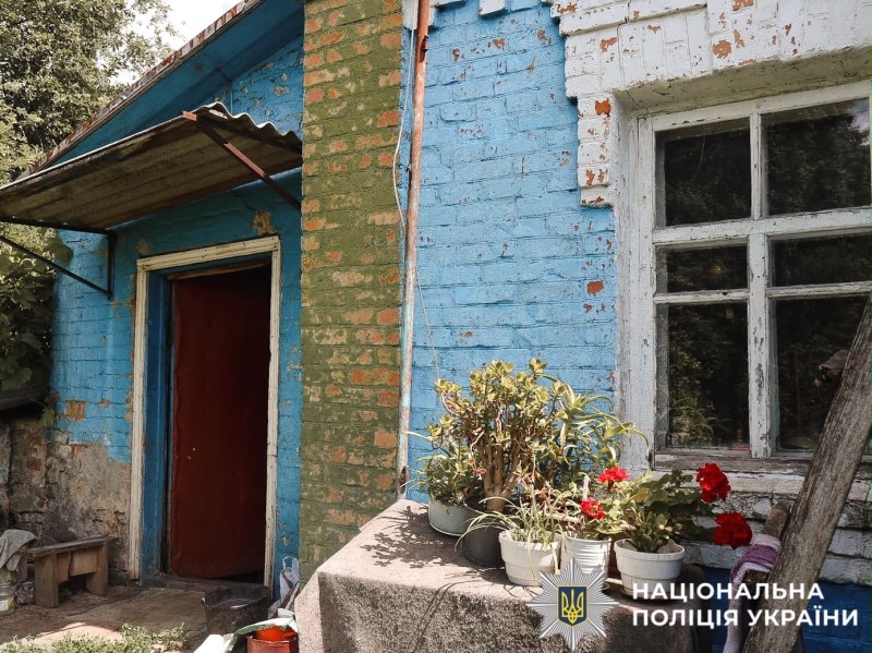  Наніс смертельні удари сокирою: поліцейські Київщини повідомили про підозру зловмиснику 