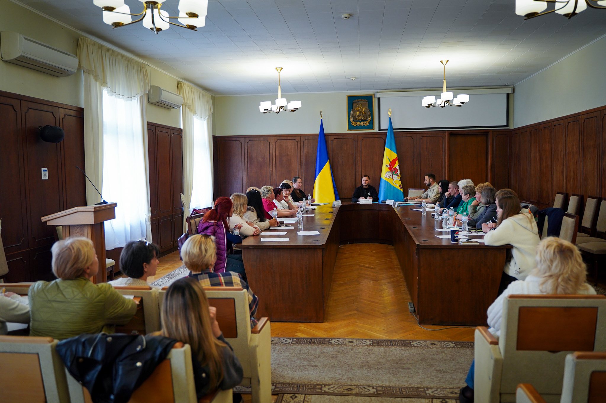  Микола Калашник зустрівся з рідними загиблих Захисників і Захисниць України 