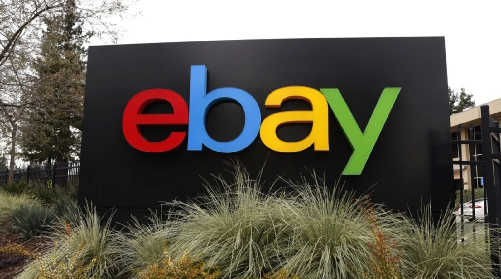  Найбільший у світі ритейлер відеоігор хоче придбати eBay за $55,5 млрд 