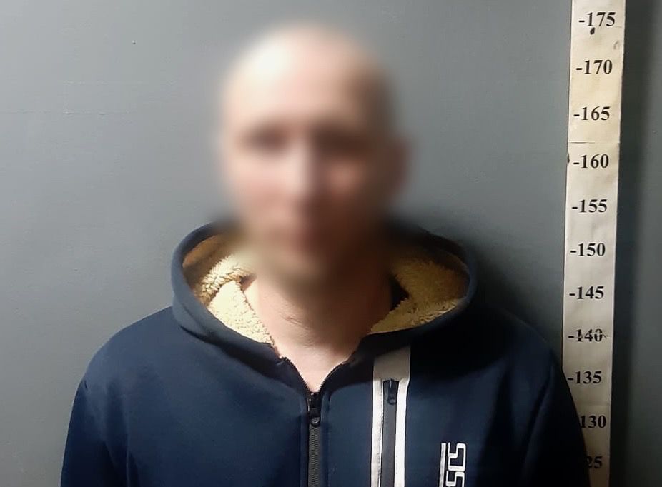  У Києві затримали афериста, який видавав себе за правоохоронця і ошукав артистку на понад 6 млн грн 