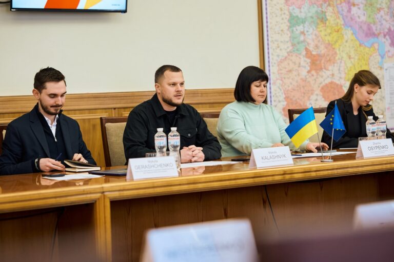  Микола Калашник обговорив із Enabel розвиток освіти та медицини на Київщині 