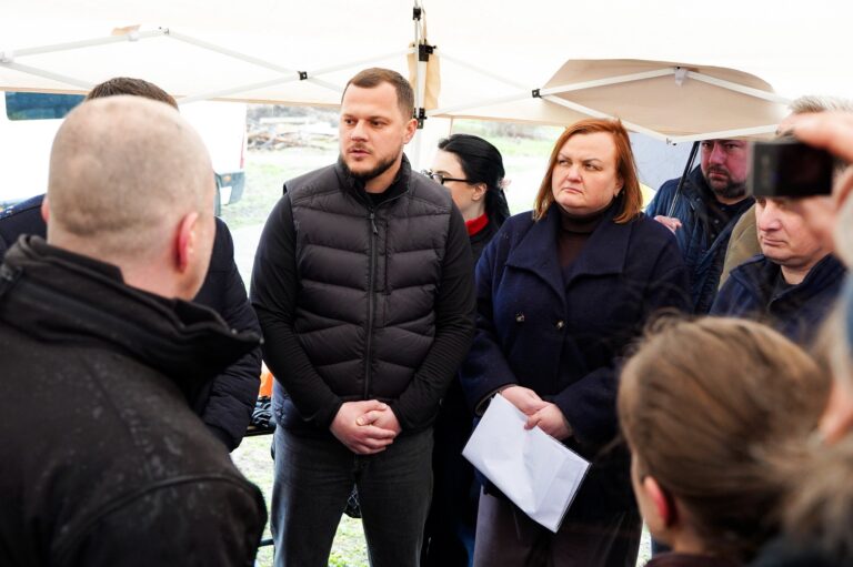  У Гостомелі обговорили відновлення житла: Калашник наголосив на відкритості процесу 