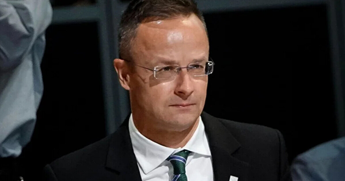  Сійярто знову обіцяє юридичну війну за право купувати російські газ і нафту 
