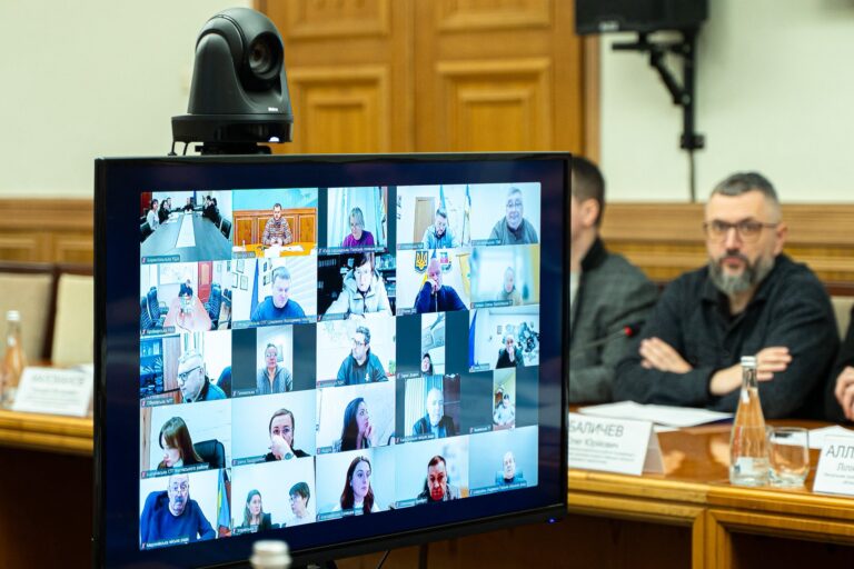  Микола Калашник скликав чергове засідання робочої групи «Прозорість і підзвітність» 