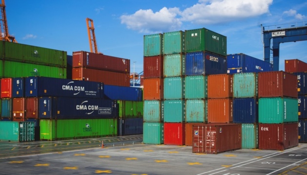  Казахстан посилює експортний контроль для обмеження транзиту підсанкційних товарів до РФ - розвідка 