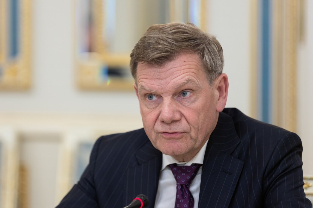  Вадефуль: Можливо Україні доведеться піти на «болючі поступки», які можуть завершитися референдумом 