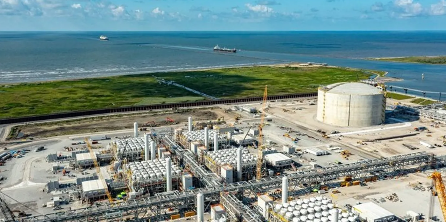  Американський експортер LNG звинуватив Shell у кампанії проти його бізнесу 