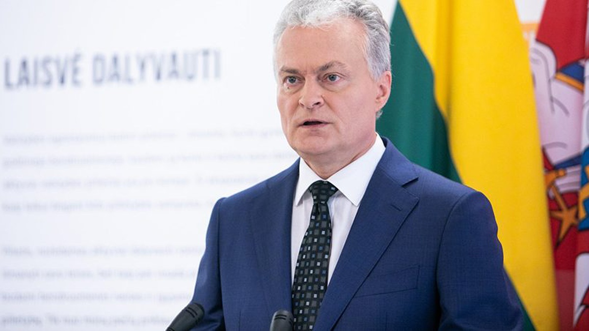  Президент Литви скликав засідання Держради оборони для обговорення загрози метеозондів 