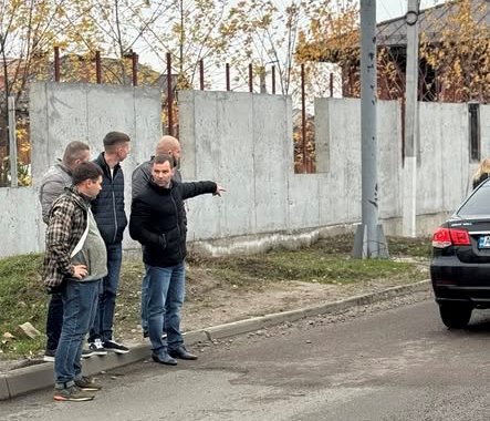  Між Крюківщиною та Гатним добудують дорогу по вул. Одеській 