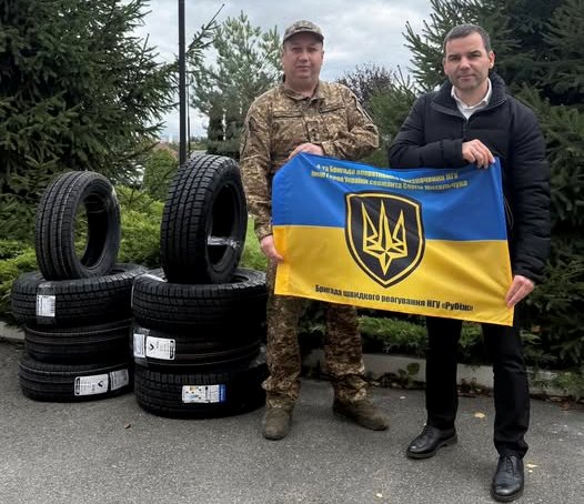  Для належного виконання бойових завдань військовій частині А3018 передали комплекти шин 