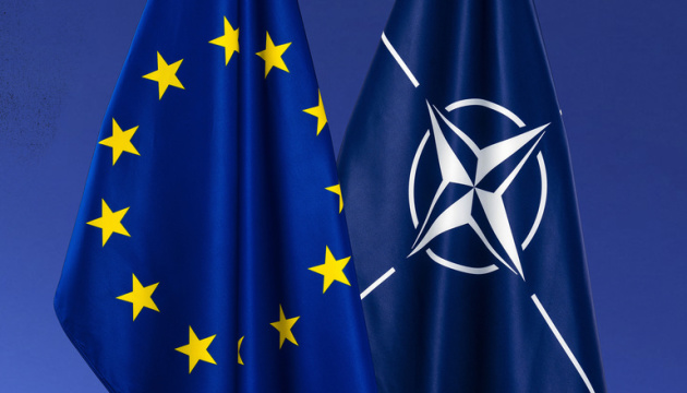  У НАТО розглядають можливість відповіді на гібридну війну Росії - FT 