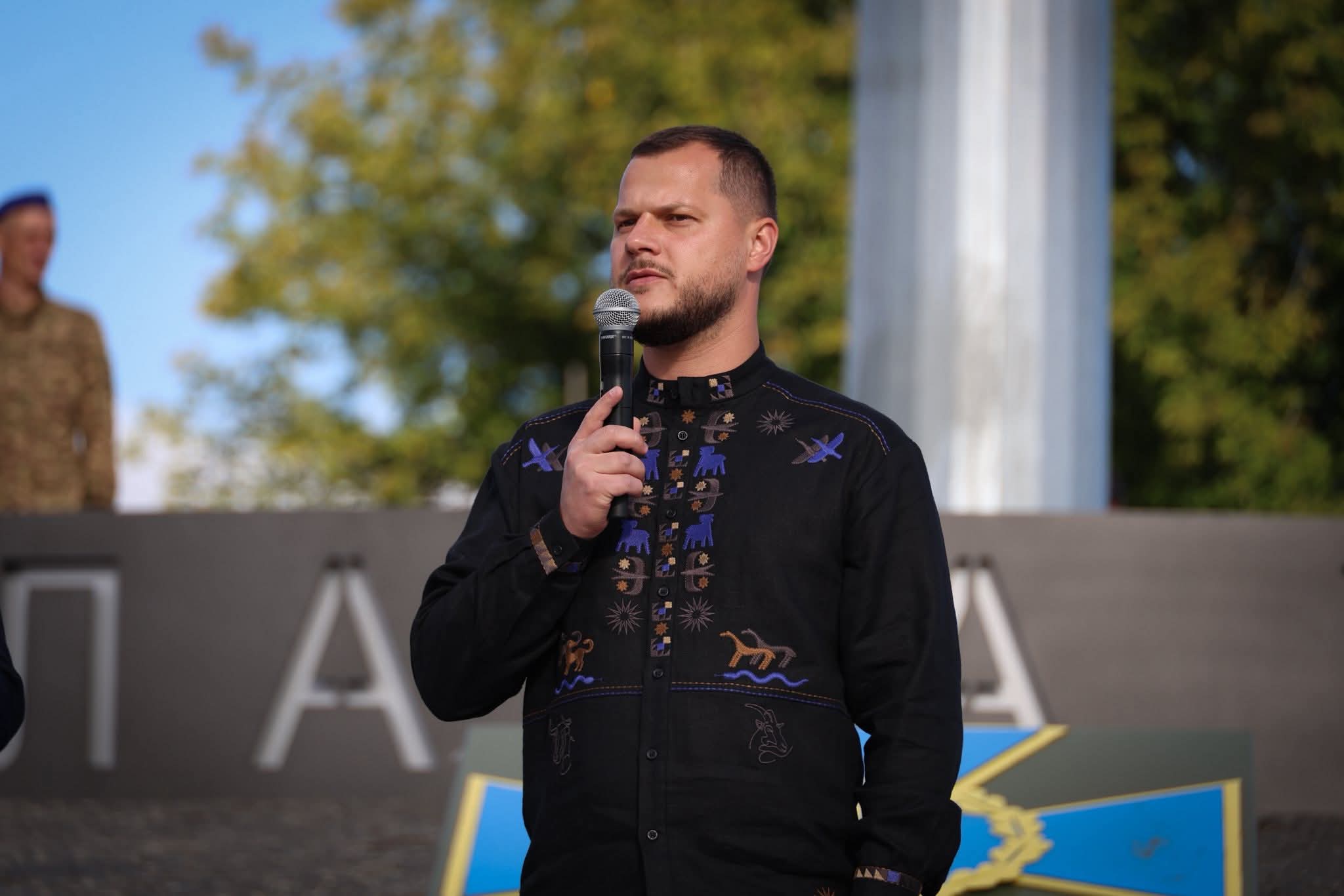  Микола Калашник: Синьо-жовтий прапор України нагадує, за що ми боремося і чому неодмінно переможемо 