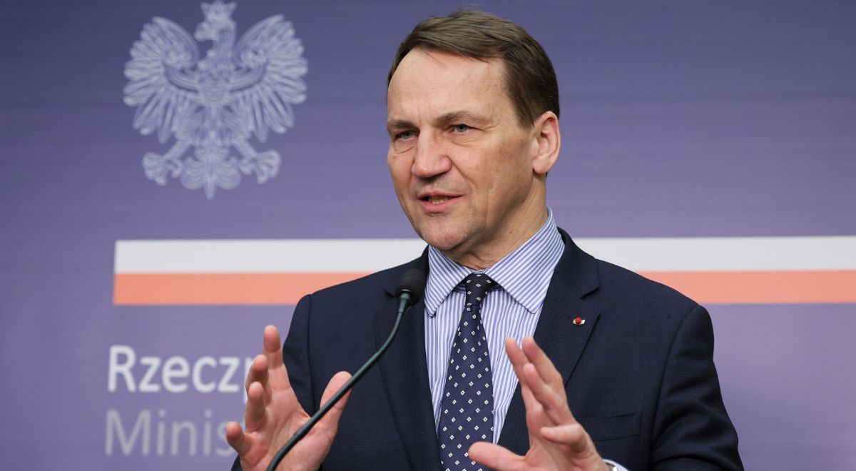  Це було зроблено навмисно - Сікорський про обстріл Росією польського підприємства у Вінниці 