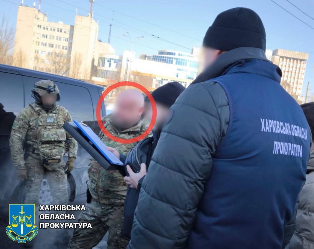  «Гарантував роботу» у ДБР – харків'янина судитимуть за шахрайство 