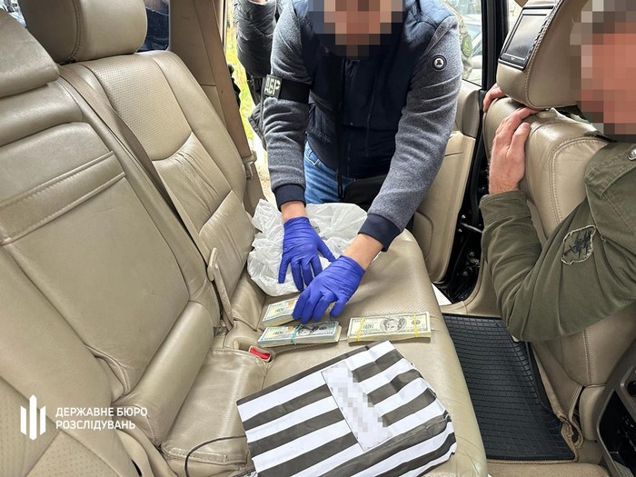  ВАКС засудив до 4-х років ув’язнення заступника голови ФПУ, викритого ДБР на спробі дати хабар у $150 тис. колегії суддів 