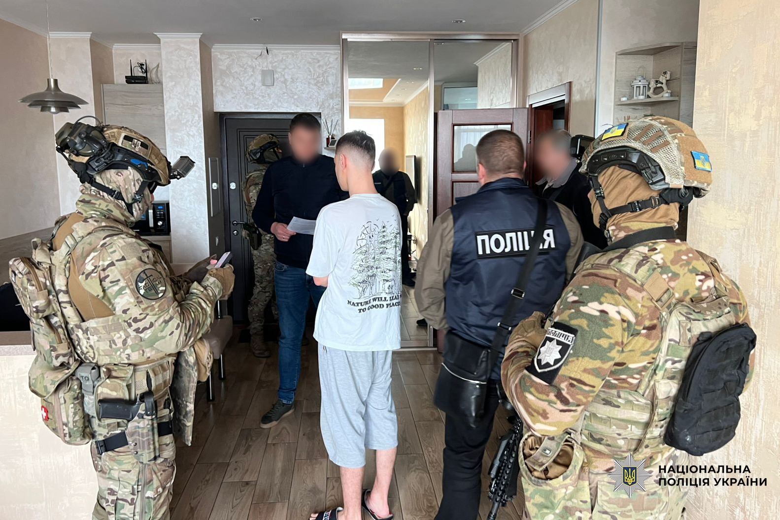  Кіберполіцейські і детективи БЕБ припинили діяльність нелегального онлайн-казино 