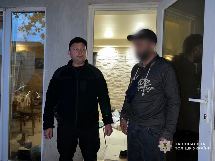  На Запоріжжі затримали чоловіка, який застрелив 20-річного пасинка 