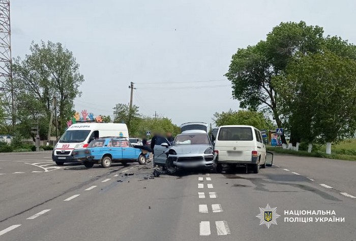  В Одеському районі сталася смертельна ДТП за участю трьох автівок 