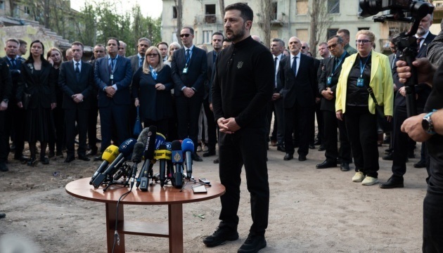  Президент: Україна не визнаватиме юридично будь-які тимчасово окуповані території 