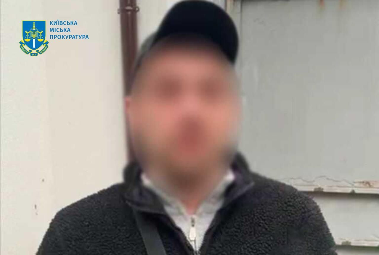  У Києві чоловік стежив за дитиною, погрожував ножем та вимагав мобільний 
