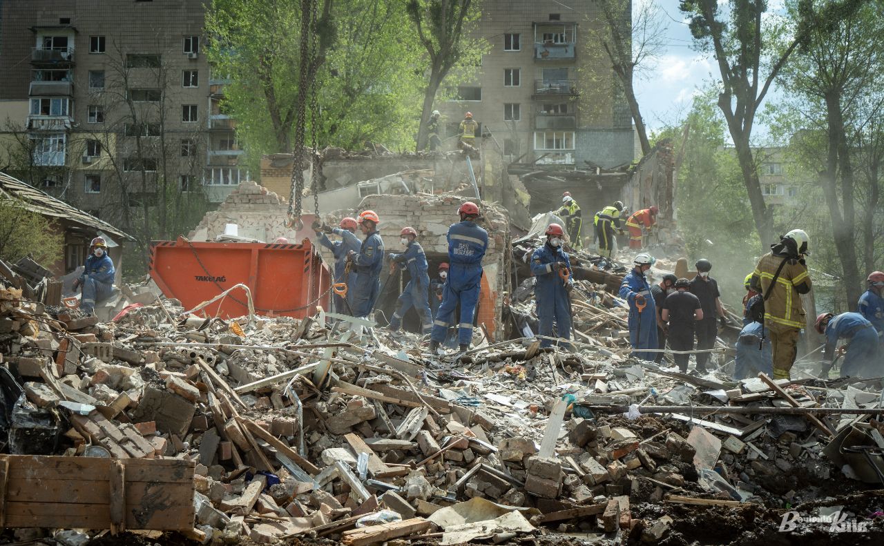  Під час російської атаки на столицю загинули доброволець та працівник «Київгазу» 