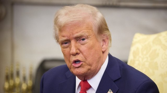  Трамп: Росія і Україна "хочуть миру" і повинні "сісти за стіл переговорів" 