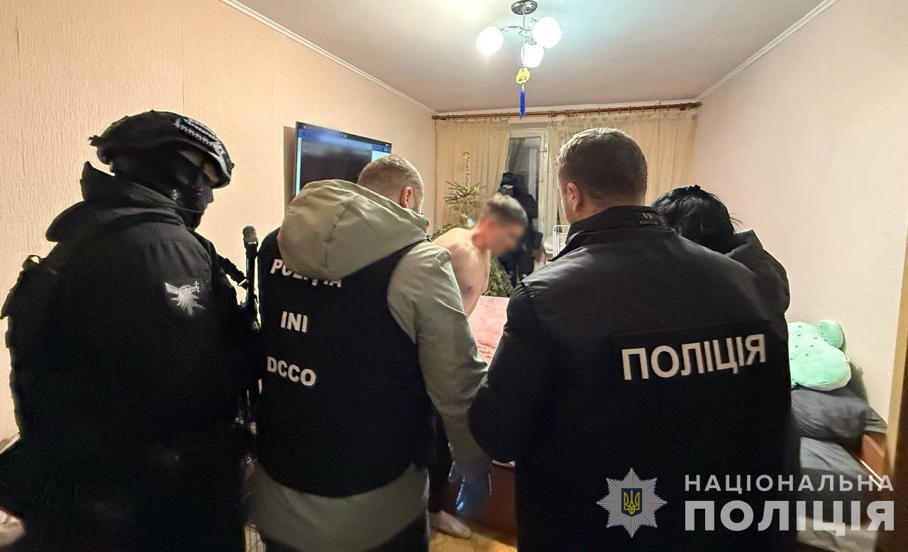  Українські та молдовські поліцейські затримали найманців «Вагнера» та інших незаконних збройних формувань, які воюють проти України 
