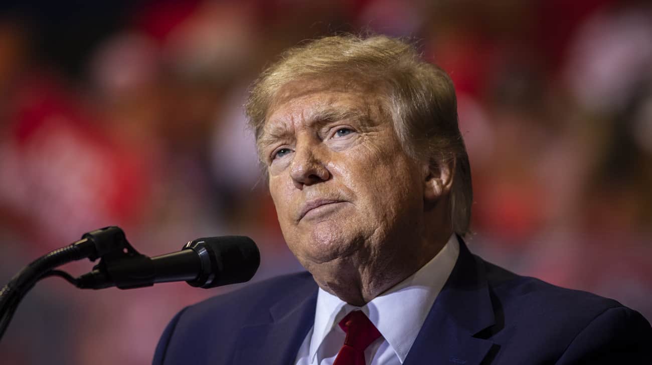  Трамп нарікає, що його інавгурація буде проходити з приспущеними прапорами 