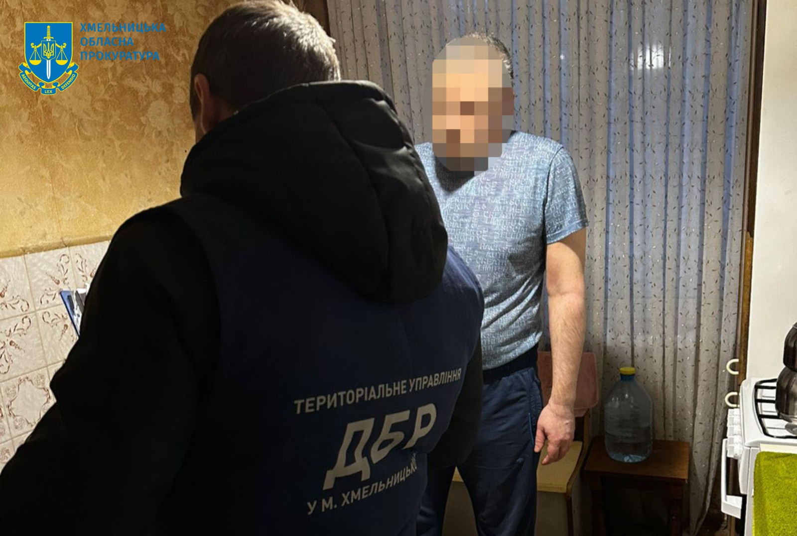  На Хмельниччині повідомлено про підозру співробітнику Чорноморського заповідника, який працював інформатором для окупантів 