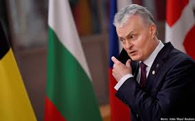  Президент Литви про катастрофу літака: Поведінка РФ змушує допускати її причетність 