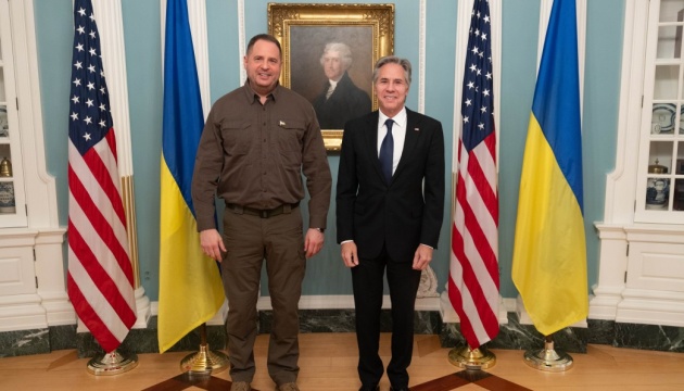  План перемоги та заморожені активи РФ: Єрмак зустрівся з Блінкеном 