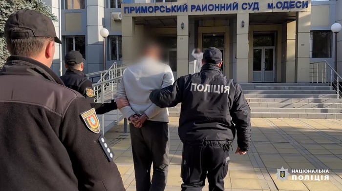  $12 тис. за уникнення мобілізації: 23-річного жителя Одеського району затримали за зловживання впливом 