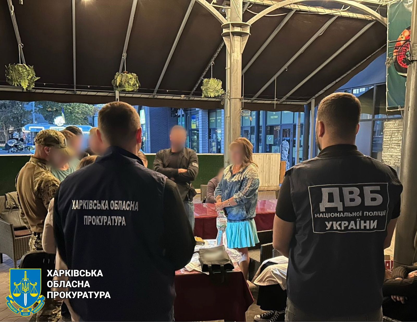  У Харкові затримано жінку, яка за 29 тис доларів США допомагала ухилянтам оформити фейкову інвалідність 