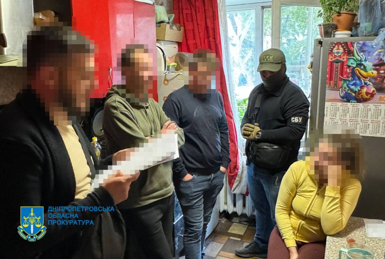  У Дніпрі викрито подружжя, яке передавало співробітнику фсб рф інформацію про розміщення ППО 