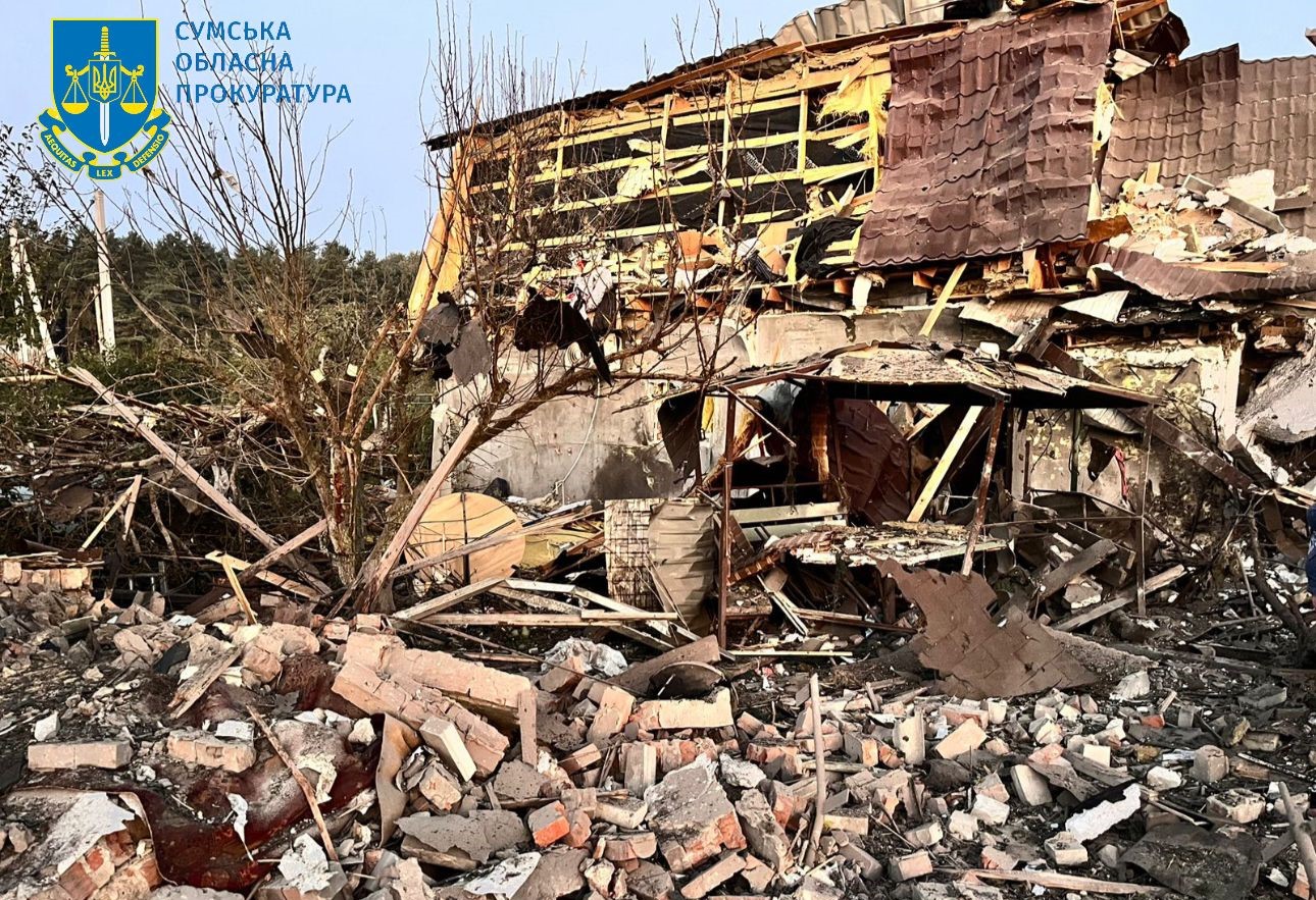  Внаслідок авіаудару рф по дачному масиву у Сумах загинуло літнє подружжя, серед постраждалих двоє дітей – розпочато розслідування 