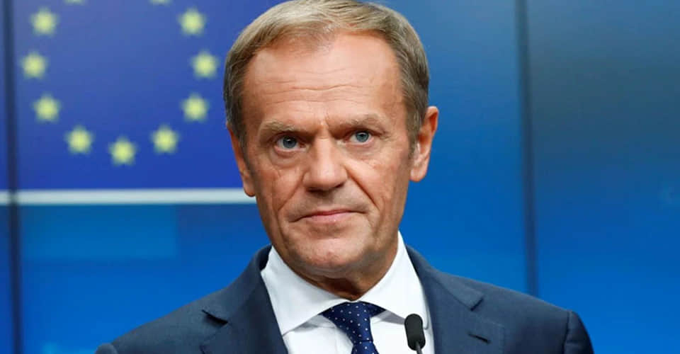  Туск про удар РФ по Львову: Готові допомогти із відновленням міста 