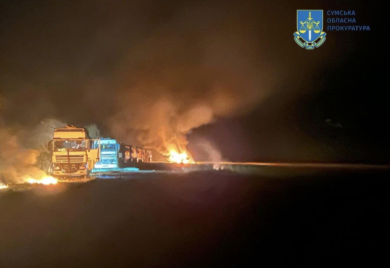  Загиблий та четверо поранених внаслідок ракетного удару по колоні зерновозів на Сумщині – розпочато розслідування 