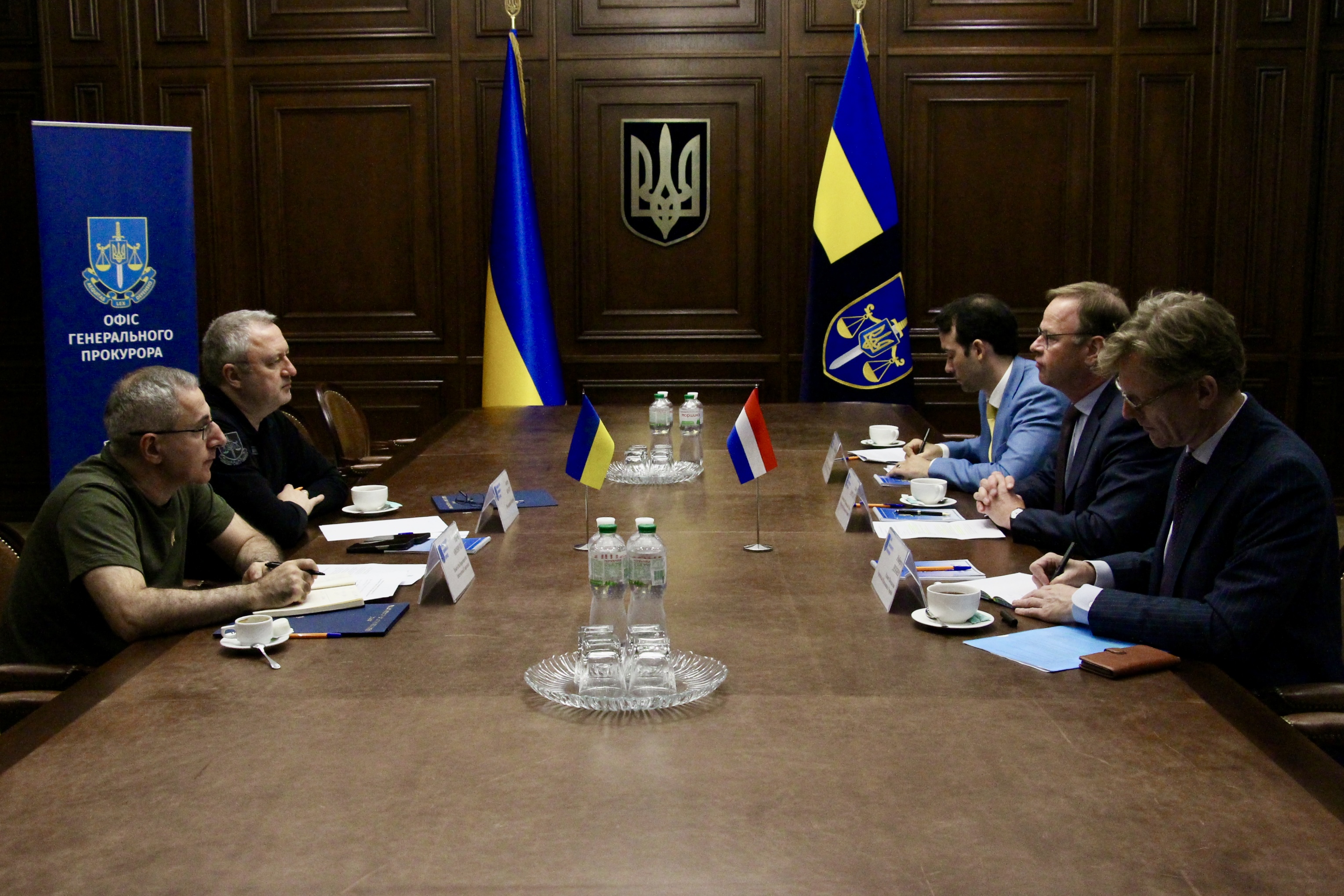  Генпрокурор зустрівся з новим Послом Нідерландів в Україні 