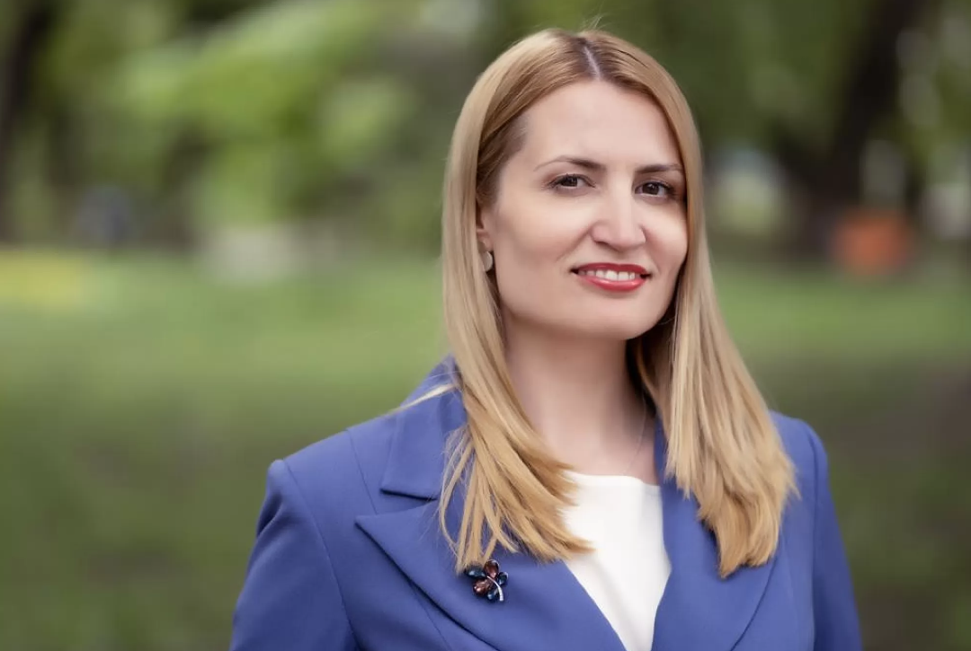  Народна депутатка Ольга Стефанишина: кожен кущ канабісу буде мати індивідуальне кодування, щоб відслідковувати рух рослини до аптек і пацієнта 