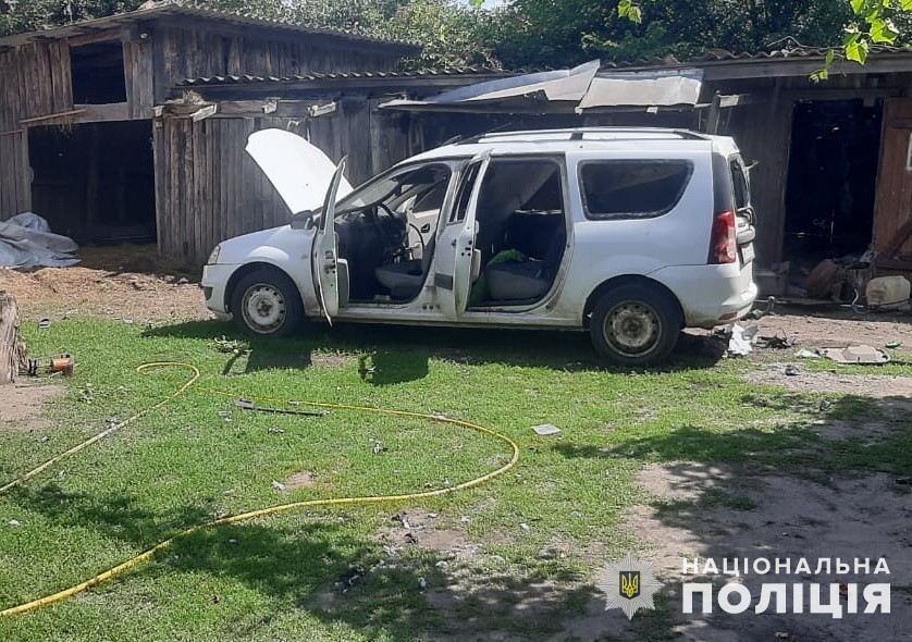  Окупанти вбили людину та ще одну поранили: поліцейські Сумщини документують військові злочини рф 