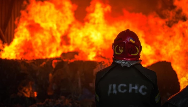  На полях Донеччини через влучання снарядів РФ цьогоріч знищені 740 гектарів пшениці - ОВА 