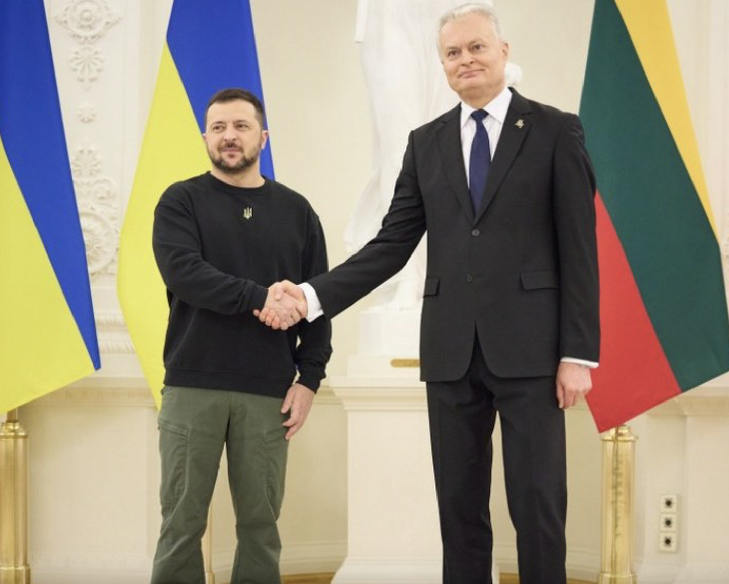  Росія не витримає, якщо продовжувати її бити, – Зеленський  