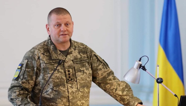  Залужний і командувач комітету начальників штабів США обговорили ситуацію на фронт 