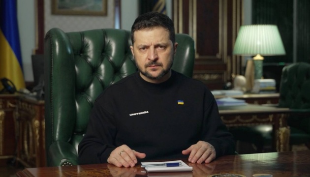  Зеленський - про ракетну атаку РФ: Четверо загиблих, 45 постраждалих 
