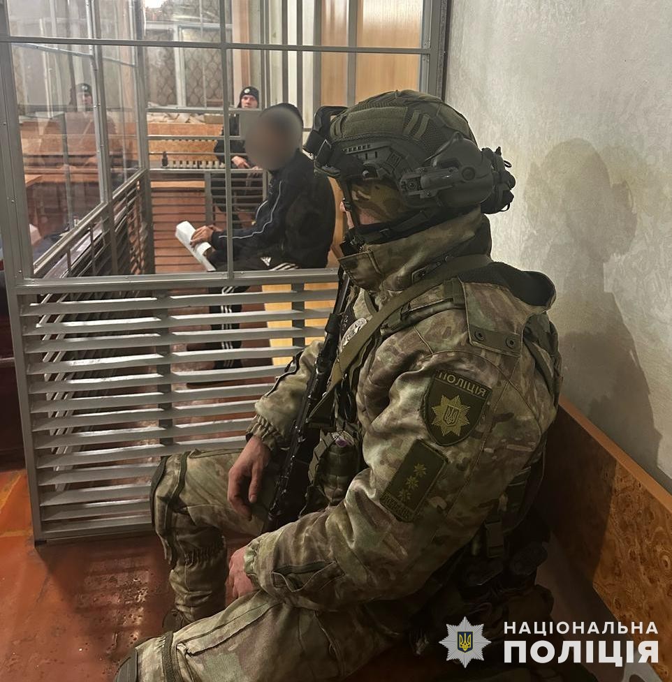  Вдарив цеглиною та втік: у Нікополі поліцейські затримали 39-річного чоловіка за скоєння умисного вбивства 