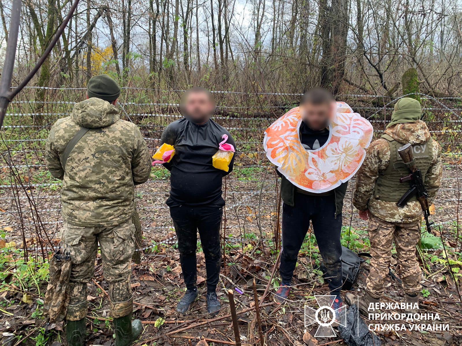  На Закарпатті біля Тиси спіймали ухилянтів із надувними фламінго та дитячим кругом 